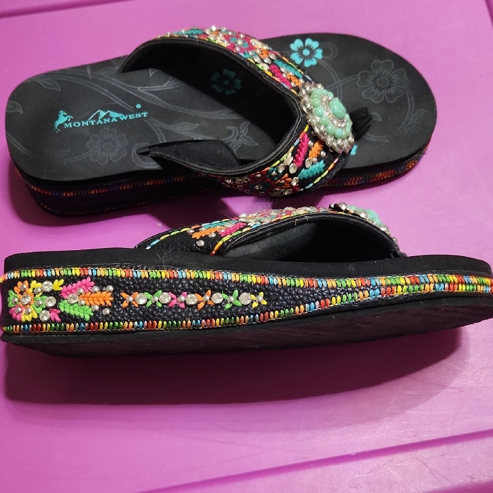 Montana West Black and Multicolor Embroidered Sandals - Picture 5 of 11